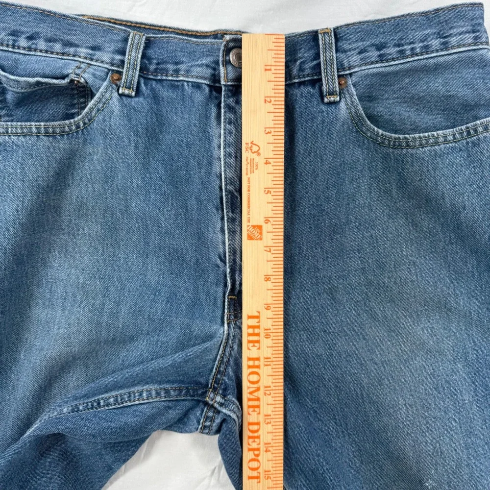Levis measurements waist